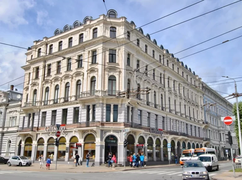 Commercial property 672 m² in Riga, Latvia