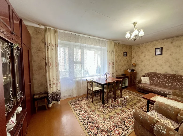 1 room apartment 40 m² Barysaw, Belarus