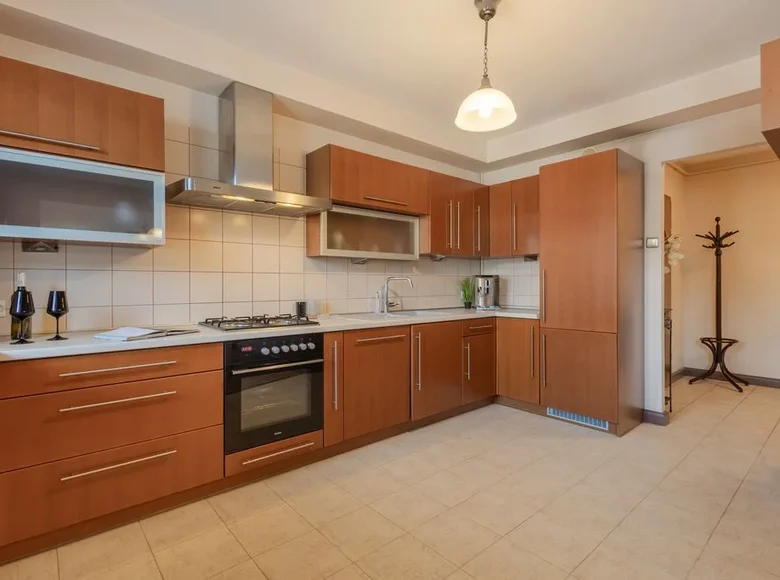 Wohnung 4 zimmer 124 m² Warschau, Polen