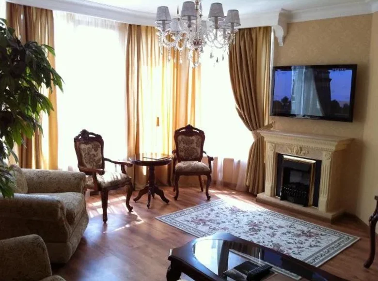 Wohnung 3 Zimmer 986 m² Sjewjerodonezk, Ukraine