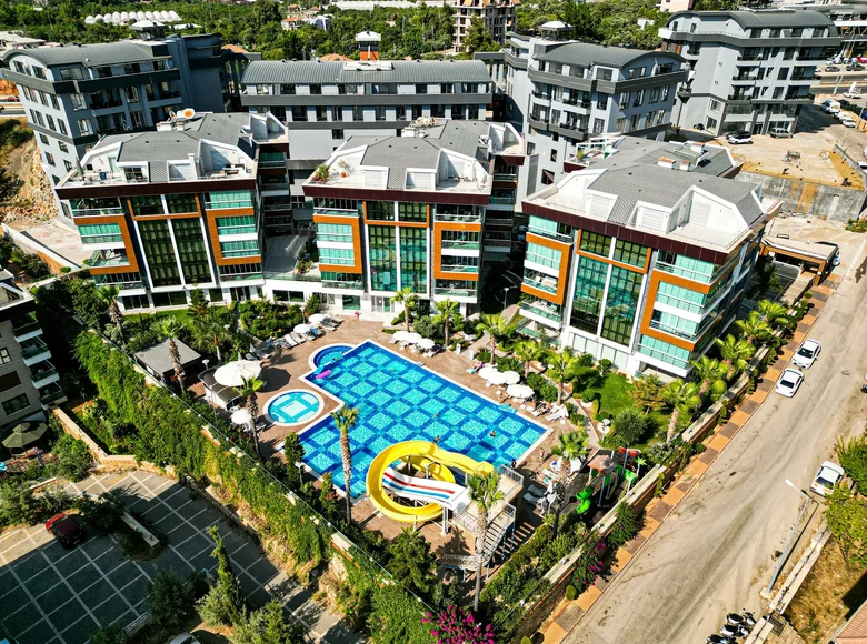 3 bedroom apartment 175 m² Oba, Turkey