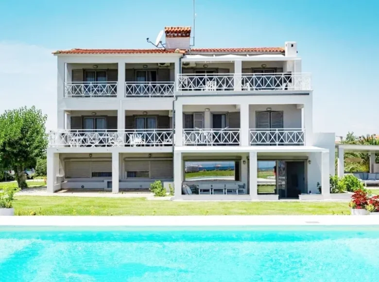 Villa 11 bedrooms 375 m² Polygyros, Greece