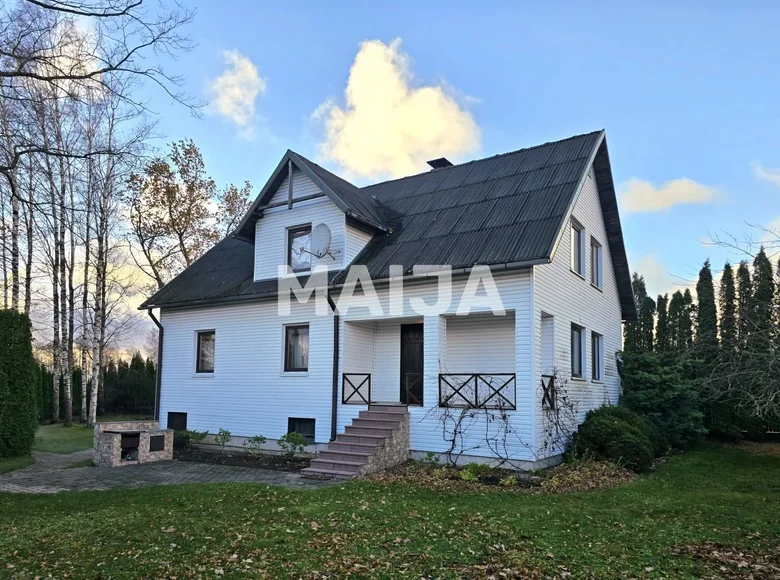 Квартира 5 комнат 231 м² Лимбажский край, Латвия