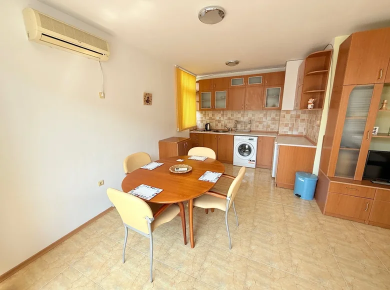 Квартира 2 спальни 85 м² Несебр, Болгария