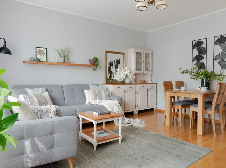 3 room apartment 68 m² Murowana Goslina, Poland