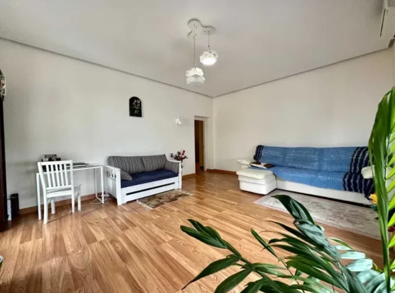 Mieszkanie 2 pokoi 80 m² Odessa, Ukraina