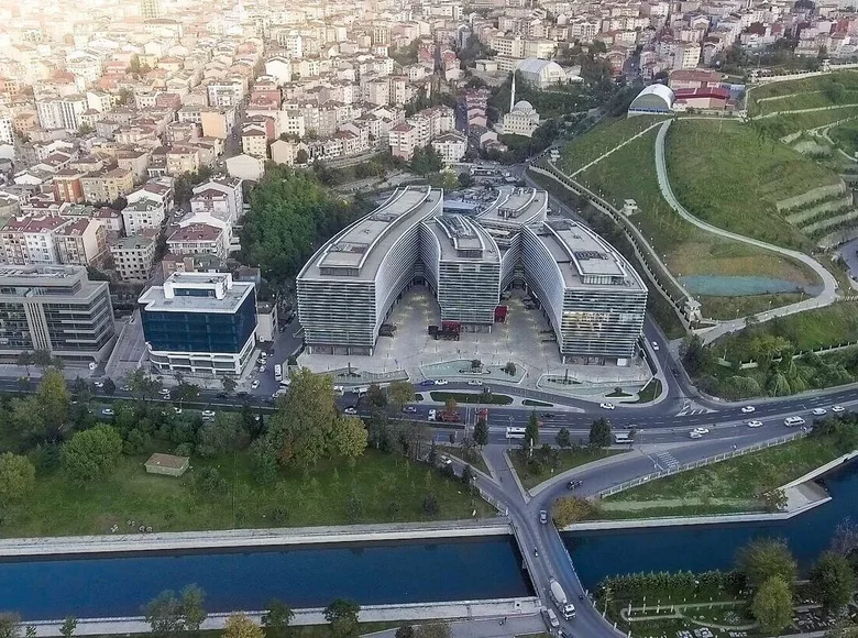 Propiedad comercial 72 m² en Kagithane, Turquía