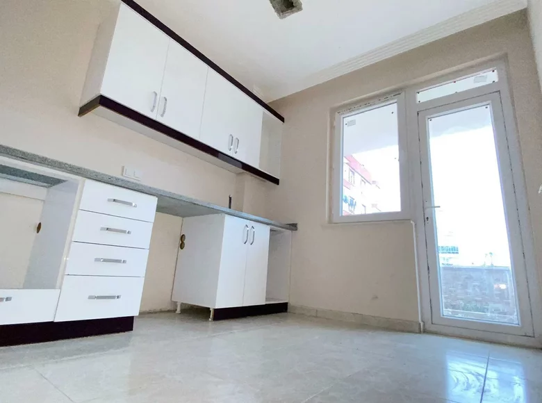 Mieszkanie 2 pokoi 80 m² Gazipasa, Turcja