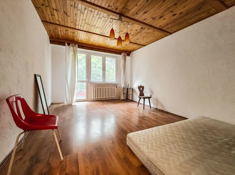 4 room apartment 66 m² Niesulow, Poland