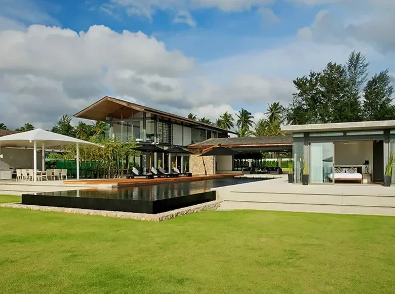 6 bedroom villa 823 m² Ban Khao Pi Lai, Thailand