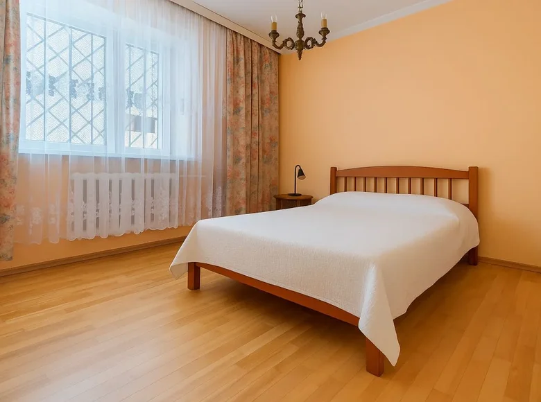 Mieszkanie 2 pokoi 60 m² Warszawa, Polska