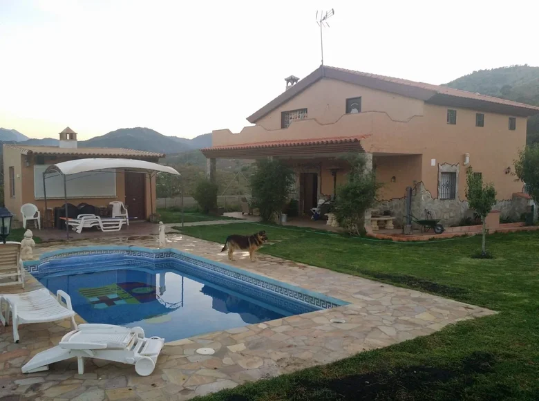 Maison 5 chambres 366 m² Guaro, Espagne