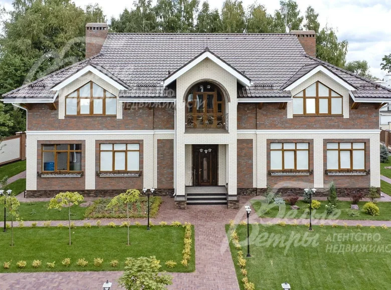 Dom 9 pokojów 930 m² poselenie Sosenskoe, Rosja