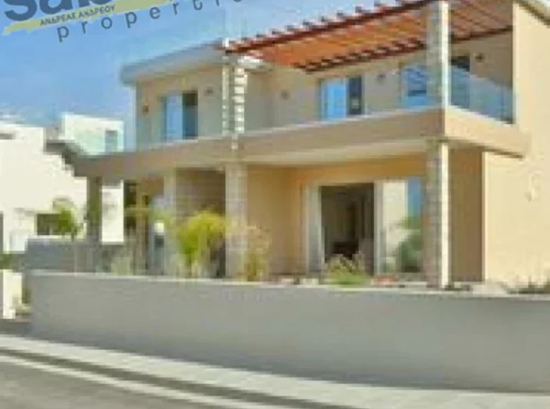 Вилла 4 комнаты 228 м² Паралимни, Кипр