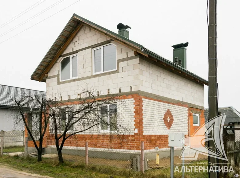 Casa 110 m² Kamianica Zyravieckaja, Bielorrusia