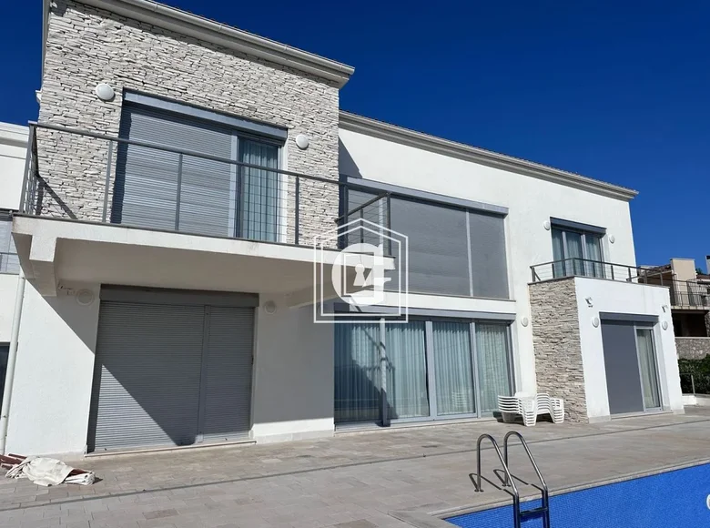 Dom 4 pokoi 550 m² Kotor, Czarnogóra