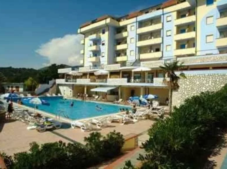 3 bedroom apartment  Scalea, Italy