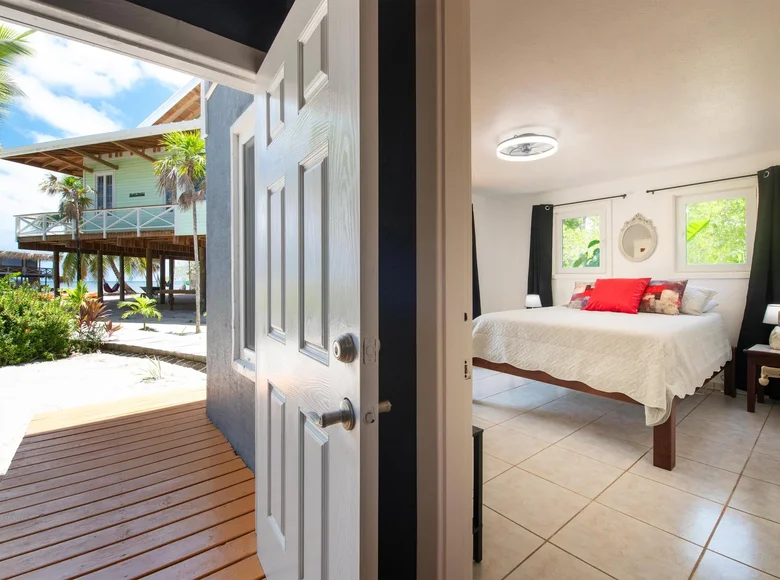 Дом 2 спальни 110 м² Pollytilly Bight, Гондурас