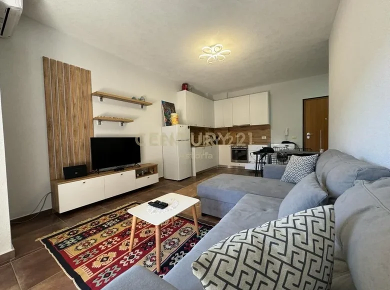 1 bedroom apartment 60 m² Bashkia Durres, Albania