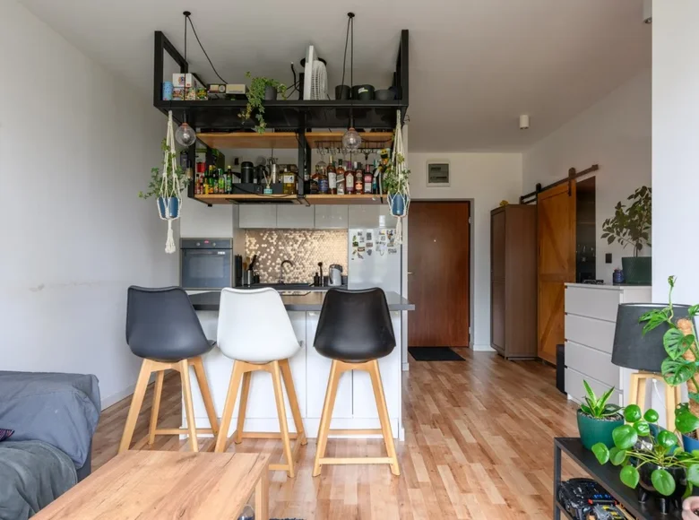 Wohnung 2 zimmer 37 m² Warschau, Polen