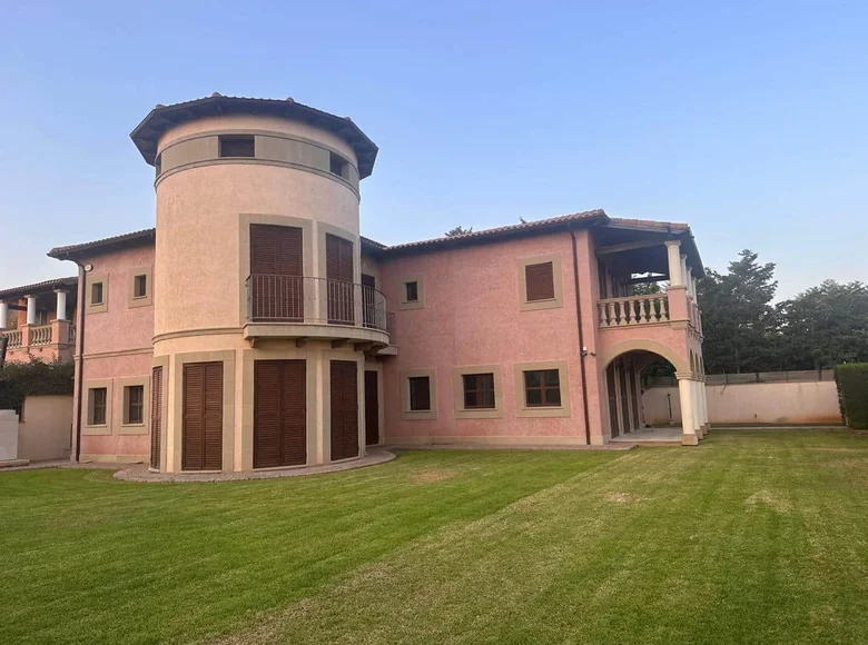 Dom 6 pokojów 404 m² Limassol, Cypr