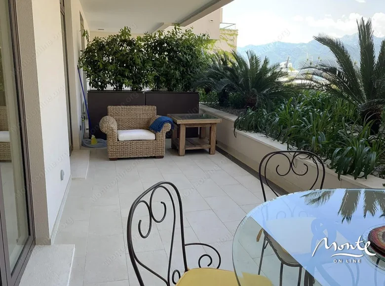 Apartamento 1 habitacion 80 m² Tivat, Montenegro