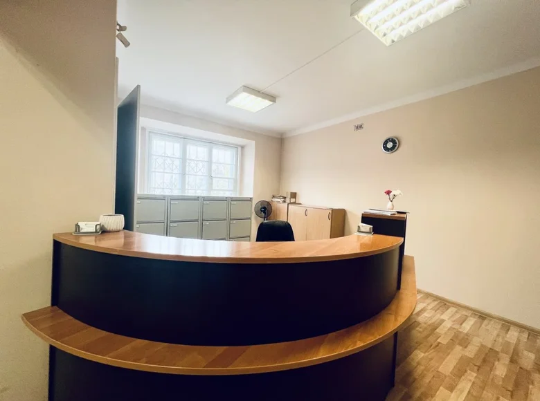 Commercial property 42 m² in Warsaw, Poland