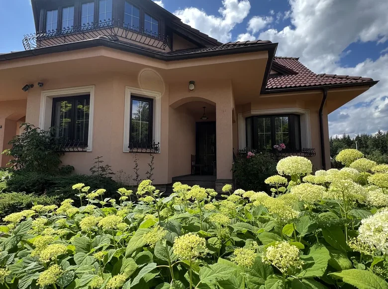 4 bedroom house 370 m² Meziroli, Czech Republic