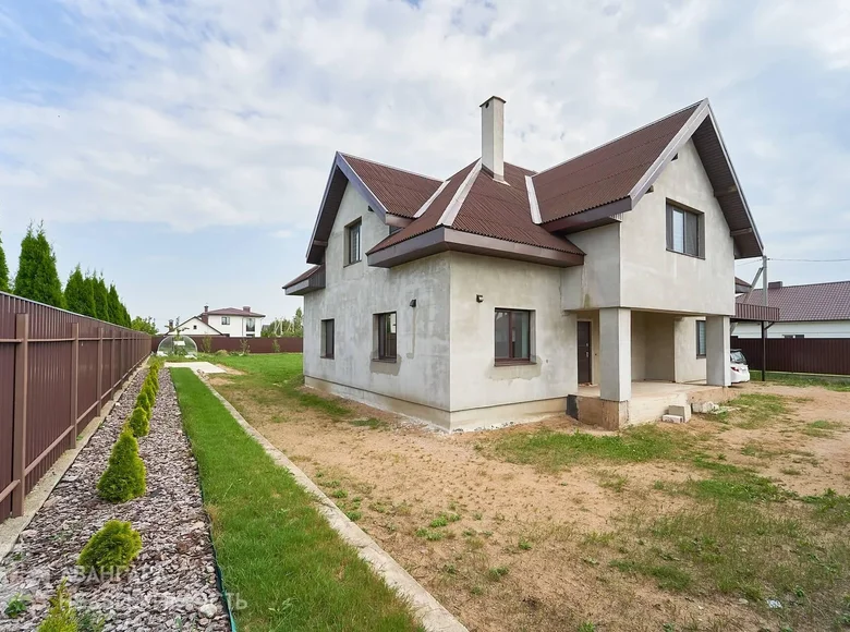 House 245 m² Voziera, Belarus