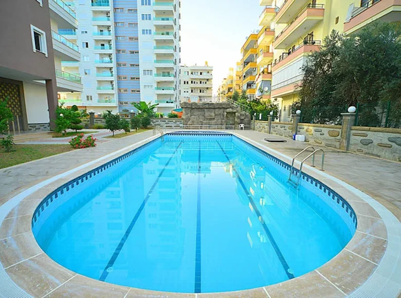 Mieszkanie 3 pokoi 130 m² Alanya, Turcja