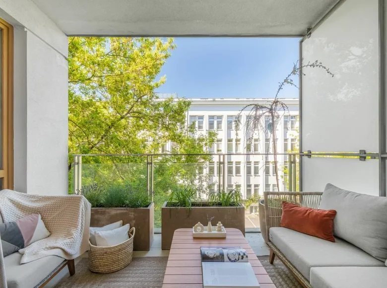 Mieszkanie 3 pokoi 92 m² w Warszawa, Polska