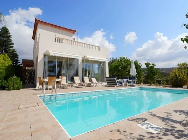 4-Schlafzimmer-Villa  Peyia, Cyprus