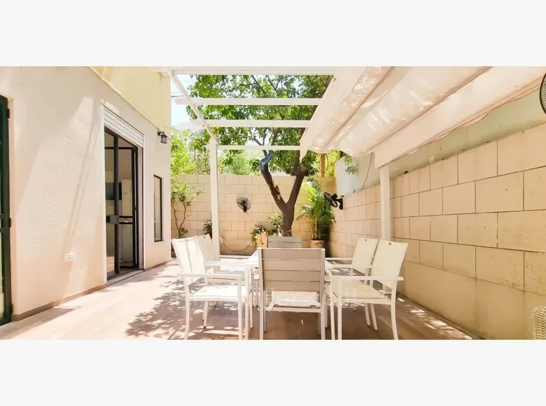Mieszkanie 3 pokoi 74 m² Tel-Awiw, Izrael