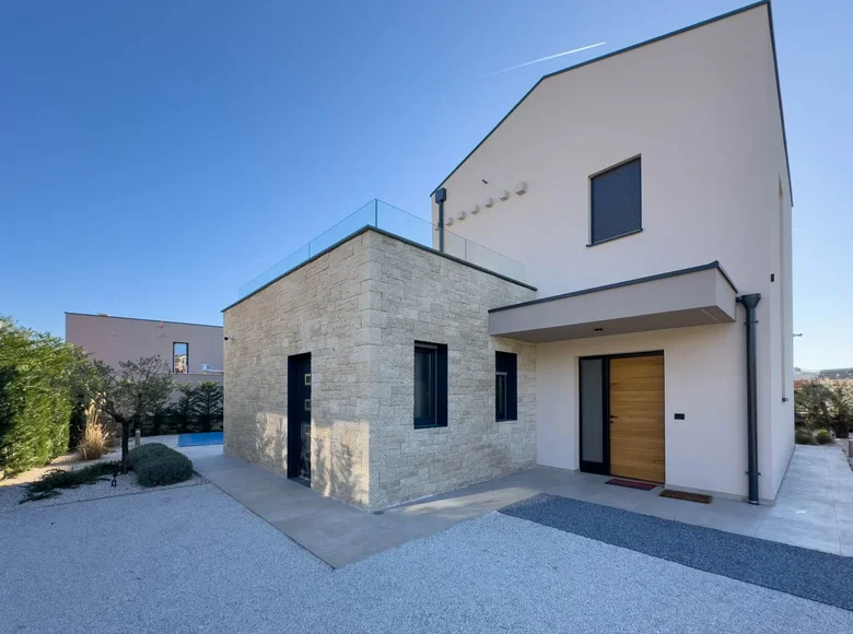 Villa de tres dormitorios 164 m² Porec, Croacia