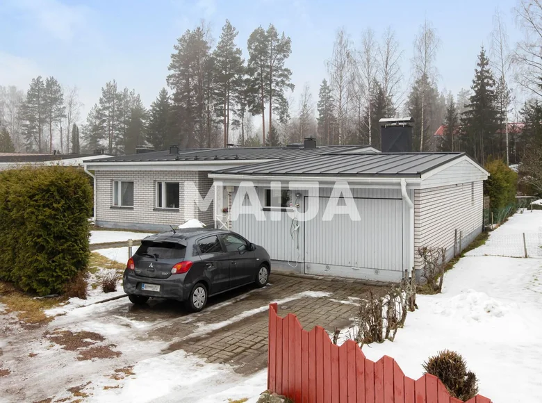 3 bedroom house 130 m² Kotkan-Haminan seutukunta, Finland