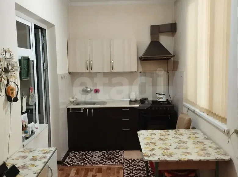 Kvartira 77 m² Sabzavotda