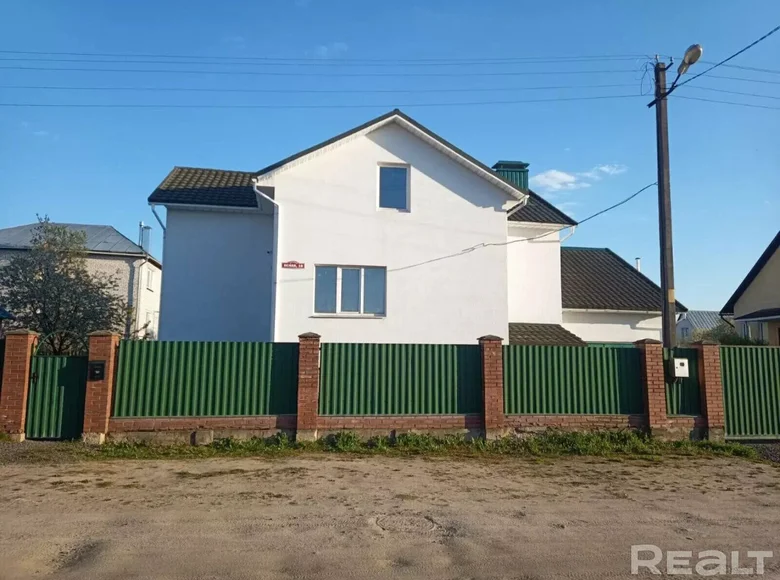 House 210 m² Zhodzina, Belarus