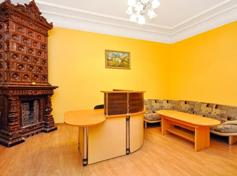 Mieszkanie 4 pokoi 133 m² Nowopołock, Białoruś