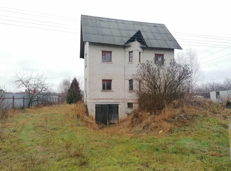 House 197 m² Luckauliany, Belarus