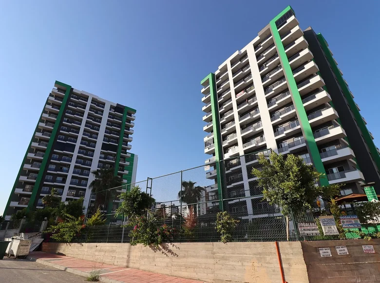 Квартира 2 комнаты 59 м² Мезитли, Турция