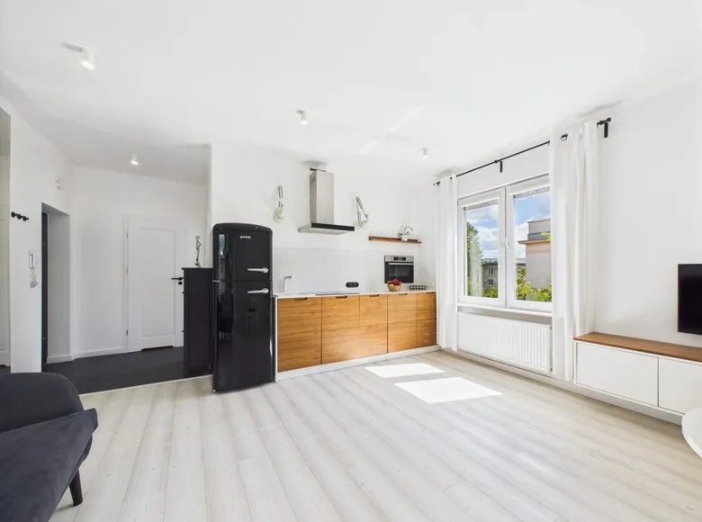 Mieszkanie 2 pokoi 35 m² w Warszawa, Polska