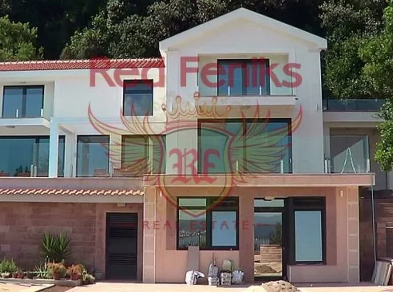 Casa 3 habitaciones 340 m² denovici, Montenegro