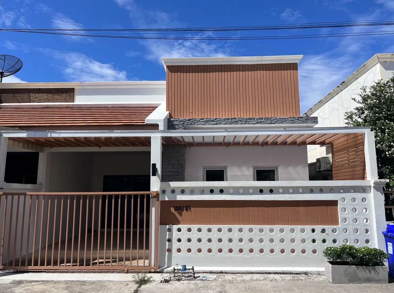 3 bedroom townthouse  Phuket, Thailand