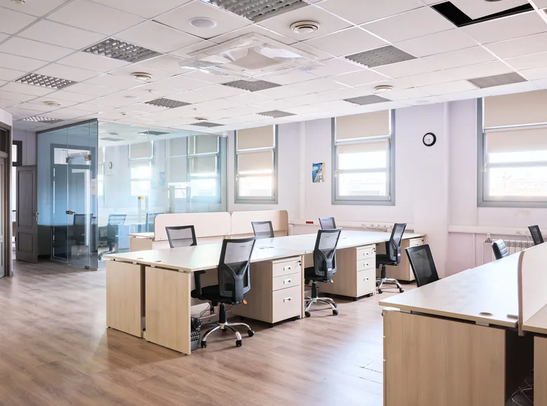 Office 2 204 m² in Central Administrative Okrug, Russia