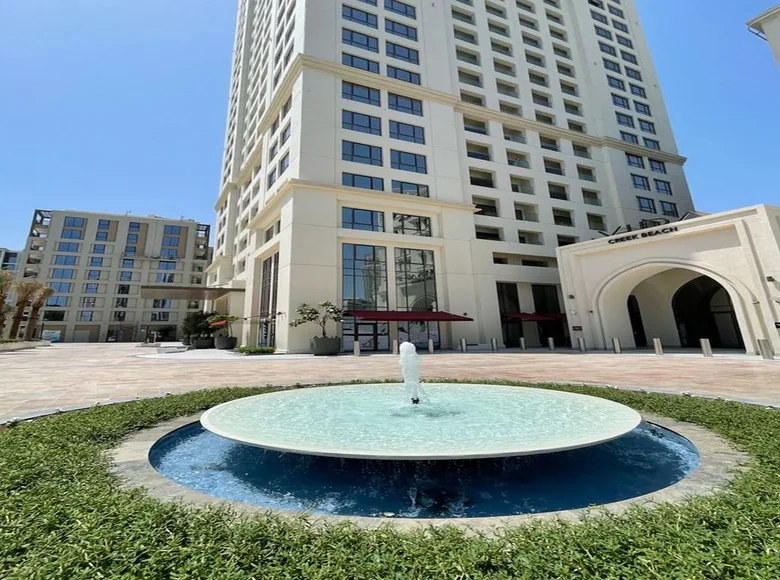 Mieszkanie 2 pokoi 109 m² Dubaj, Emiraty Arabskie