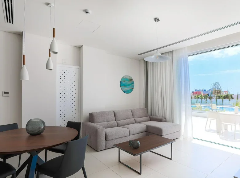 Dom 9 pokojów 818 m² Ajia Napa, Cyprus