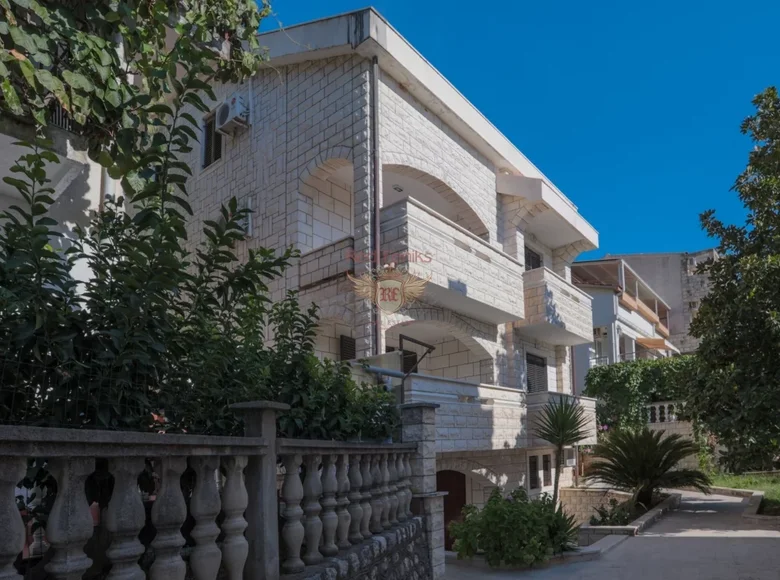 Hôtel 417 m² à Becici, Monténégro