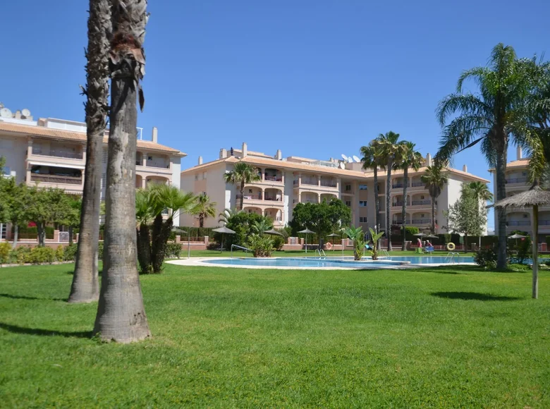 Mieszkanie 2 pokoi 80 m² Orihuela, Hiszpania