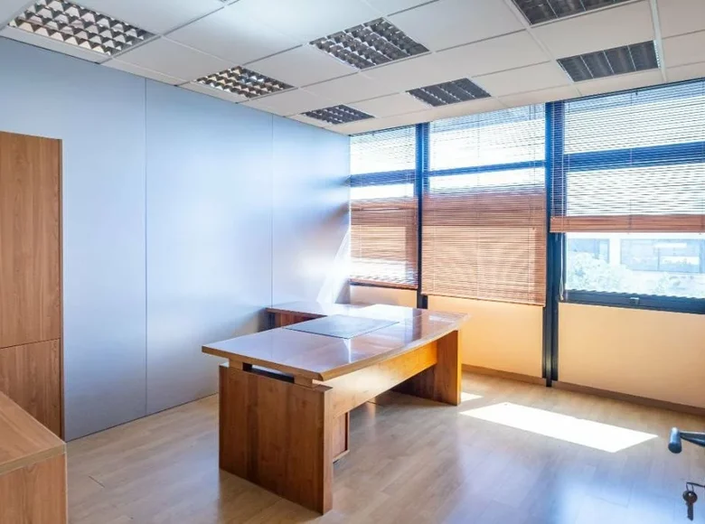 Office 179 m² in Nicosia District, Cyprus