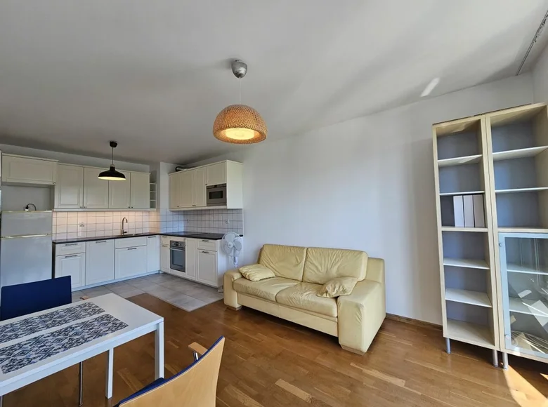 2 room apartment 40 m² in Warsaw, Poland
